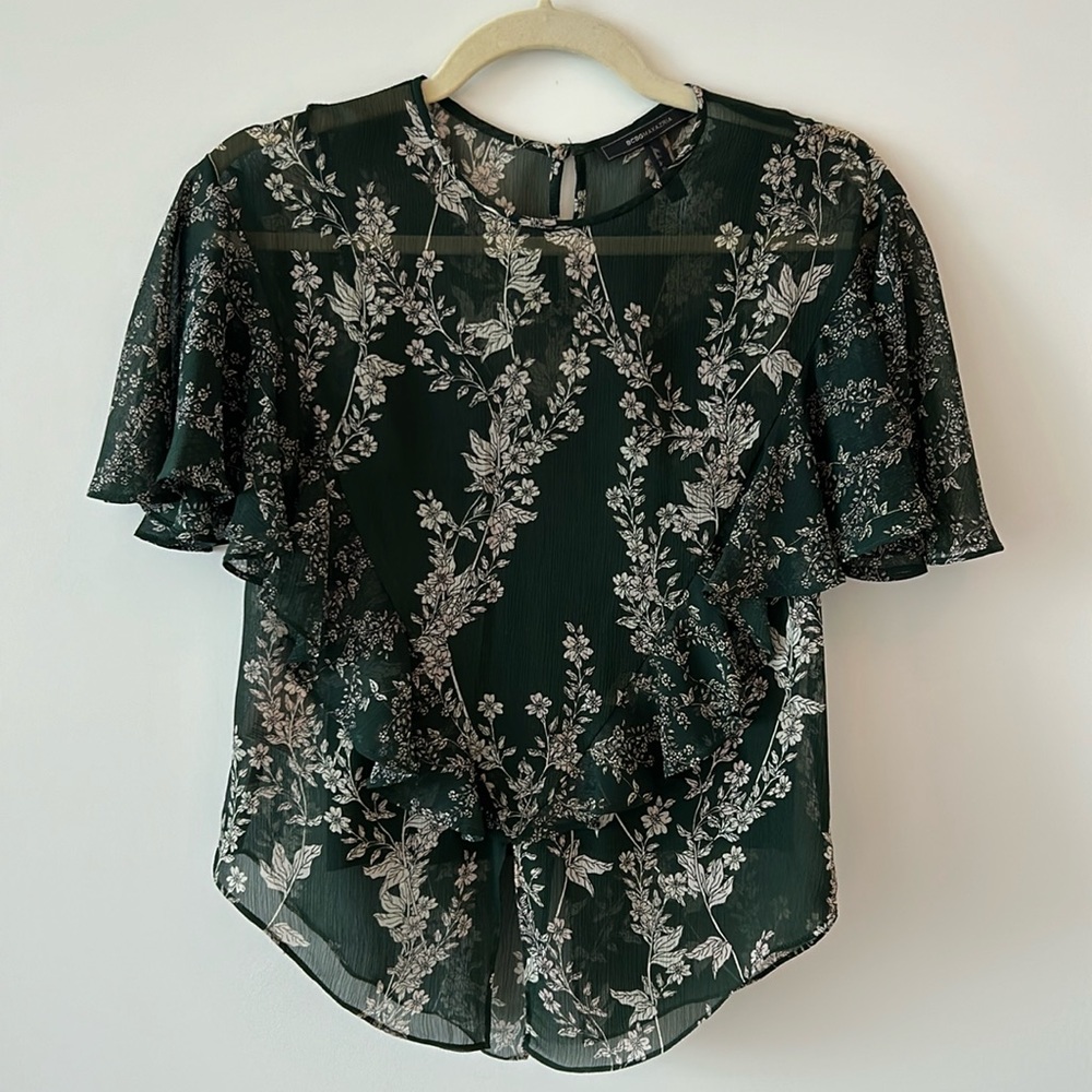 XXS BCBGMaxAzria Green Sheer Floral Short Sleeve Blouse with Sewn Green Tank